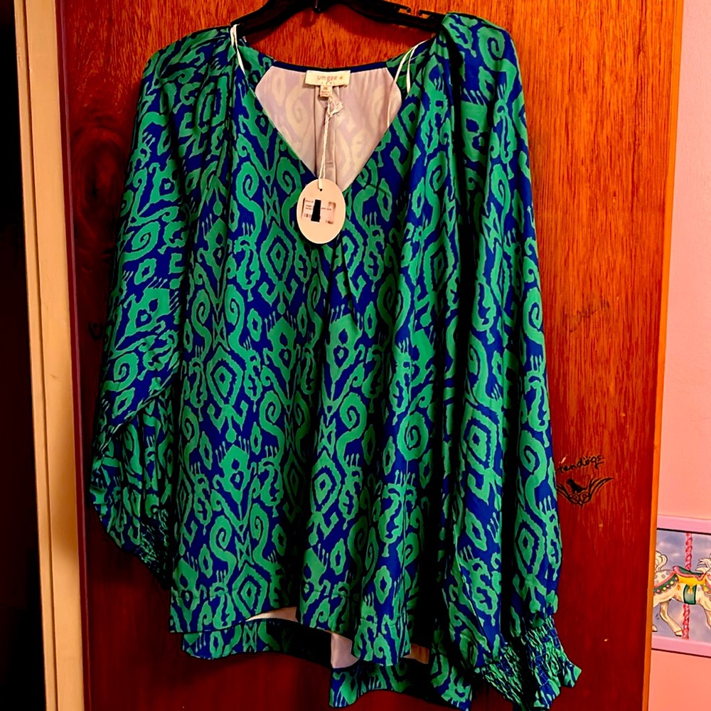 NWT-UMGEE Top -L/S- size 2X